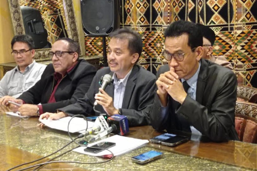 Roy Suryo Ungkap Kejanggalan Skripsi Jokowi: 99,9 Persen Palsu, Maka Ijazahnya Juga Palsu