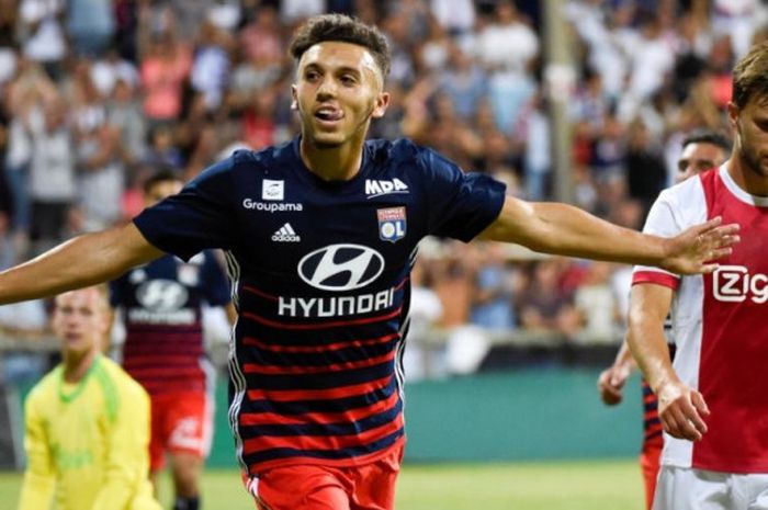 Como Berburu Striker Anyar, Bintang Muslim Eks Timnas Junior Prancis Masuk Radar