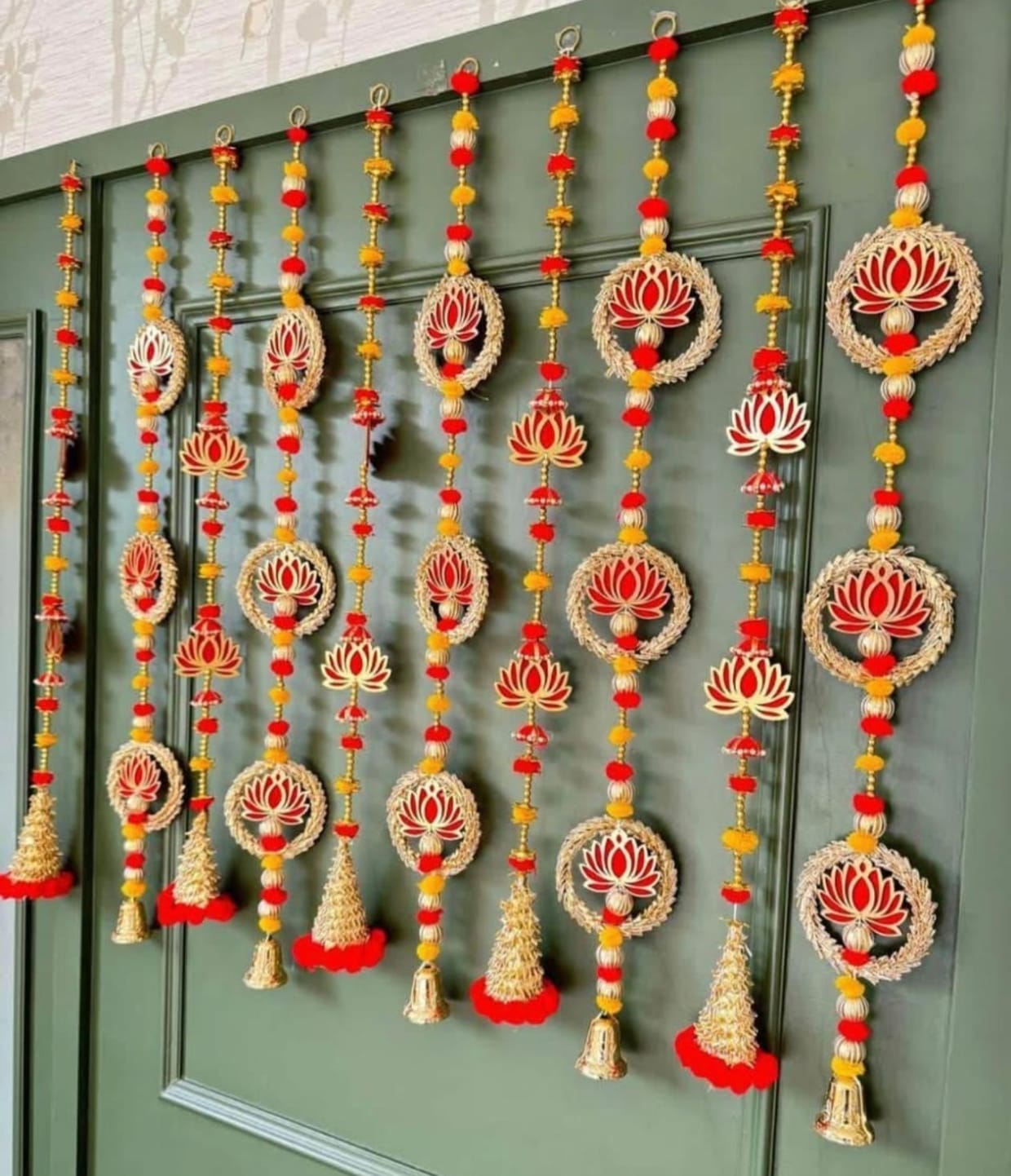 Wall/Door Hangings