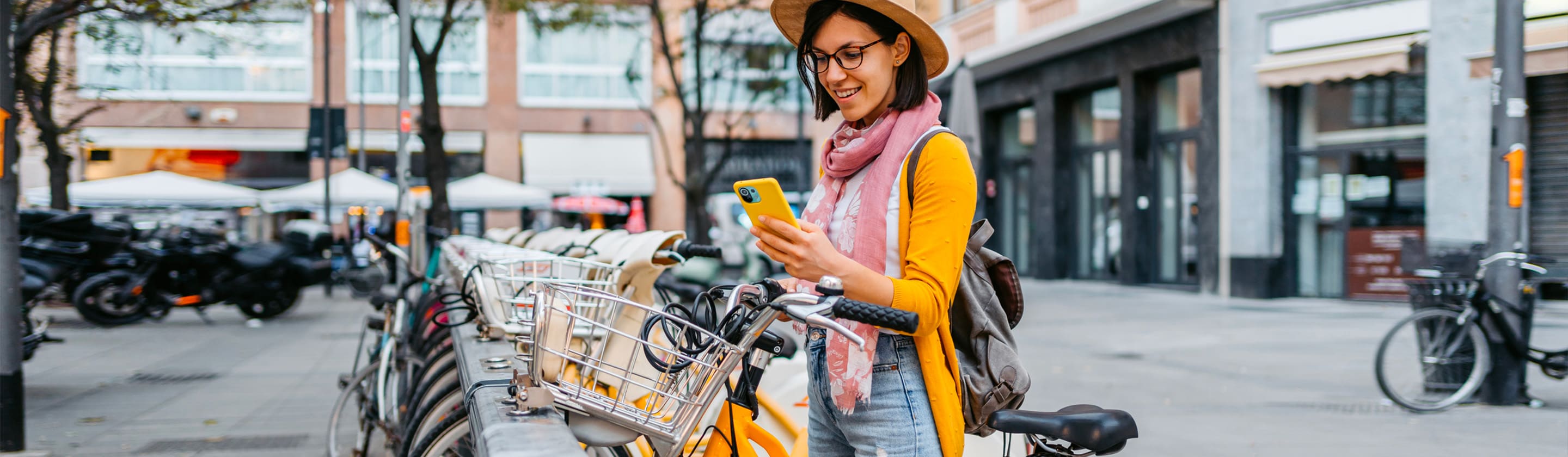 City mobility: shared, small, smart and powered by hydrogen