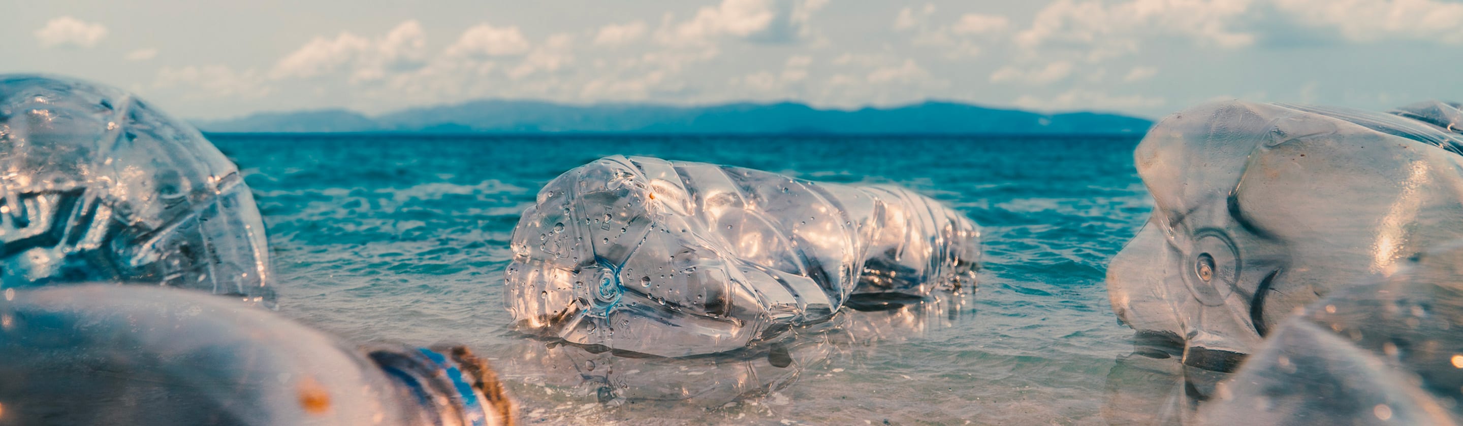 Prečo nemôžeme recyklovať cestu von z plastovej krízy