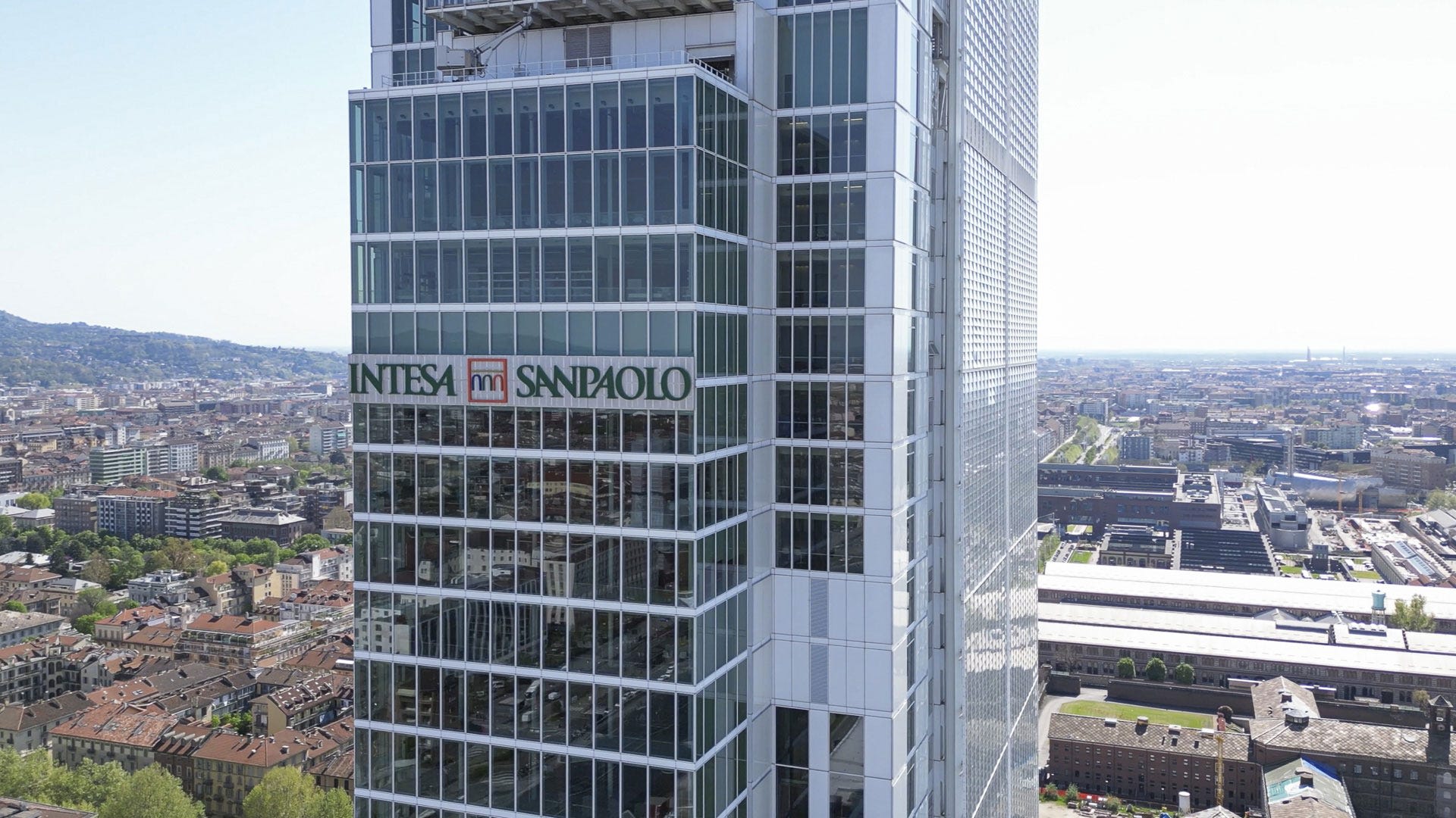 Intesa Sanpaolo IBD won prestigious prize for major sustainable transport project