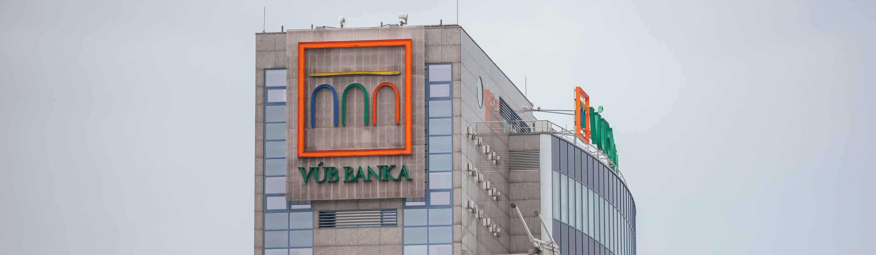 Najlepšou bankou na Slovensku podľa Euromoney za rok 2025 je VÚB