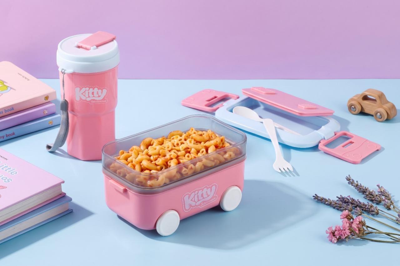Kitty Lunch Box with Bottle