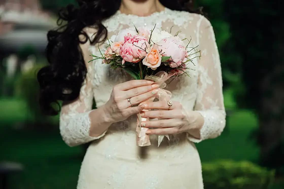 A bridal bouquet of fresh flowers — wedding florists in Utah Valley