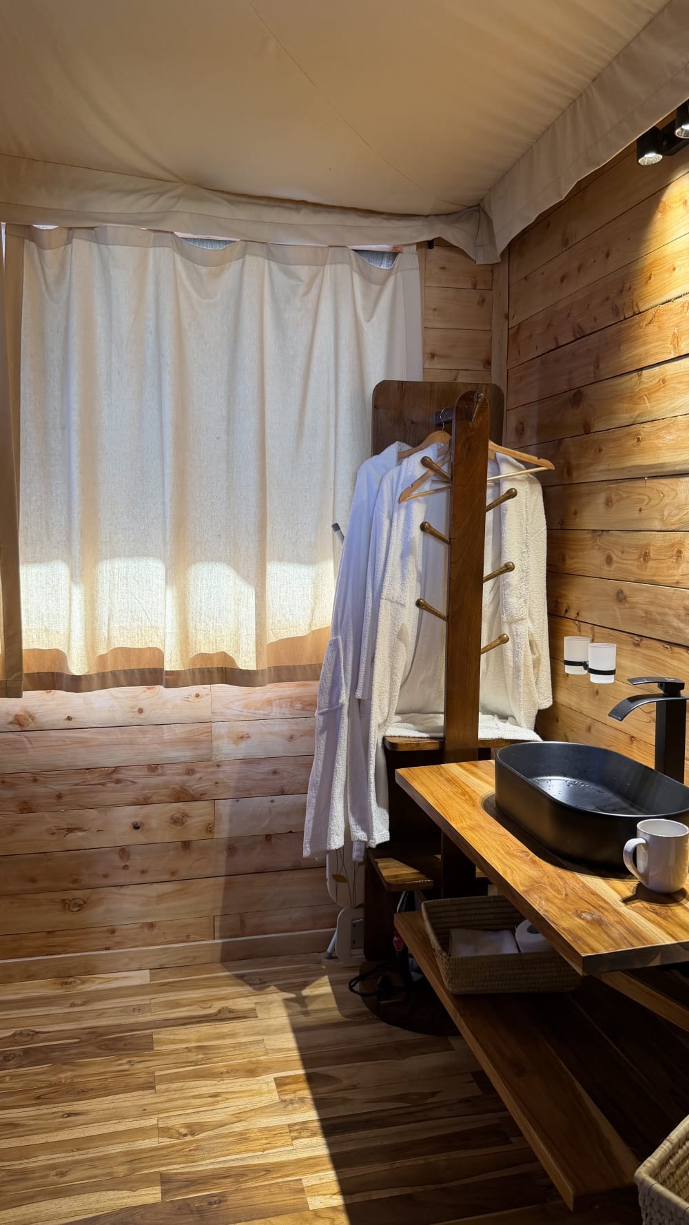 Hideaway Glamp - Kyada Stays