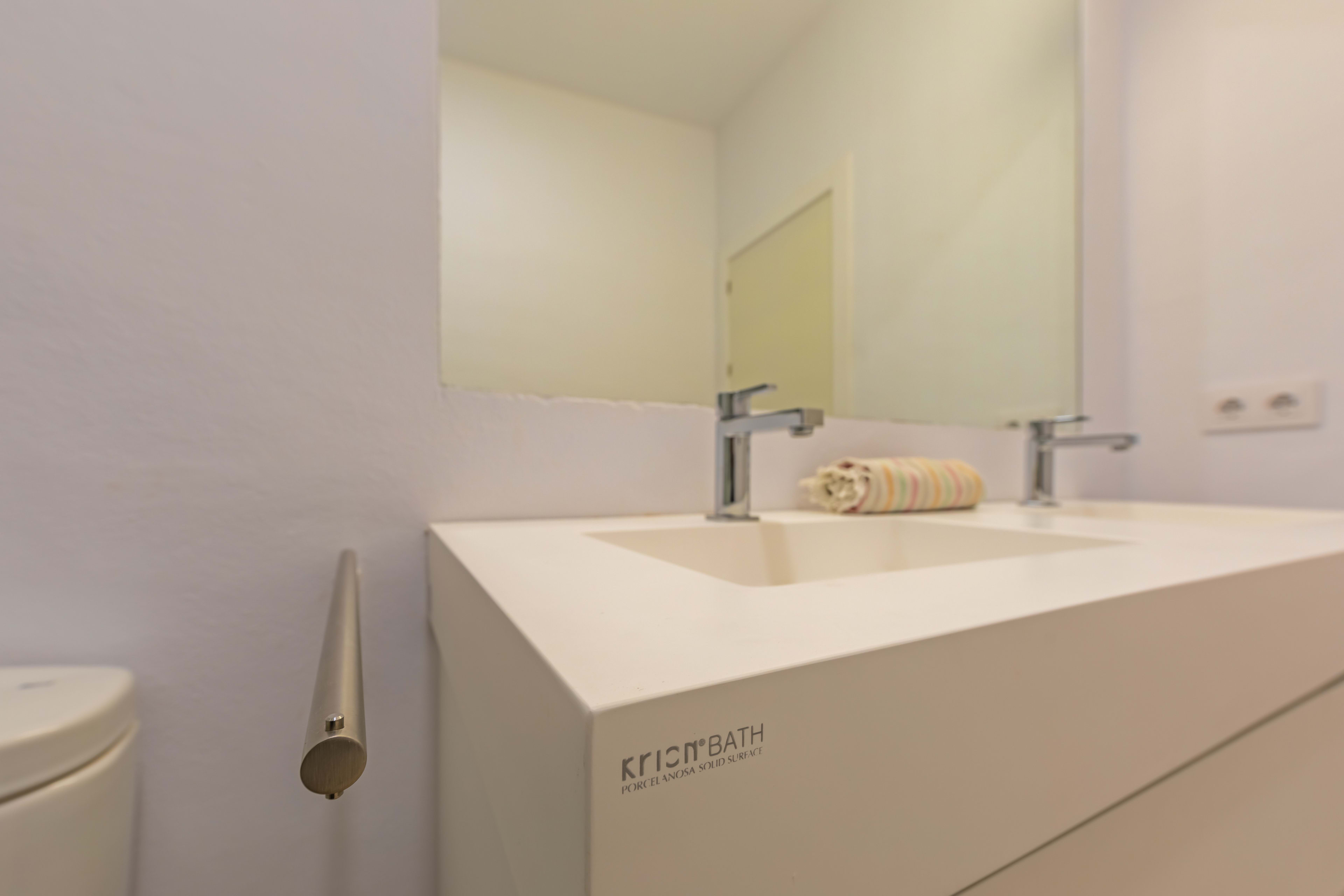 Bathroom 1 — Finca San Mateo