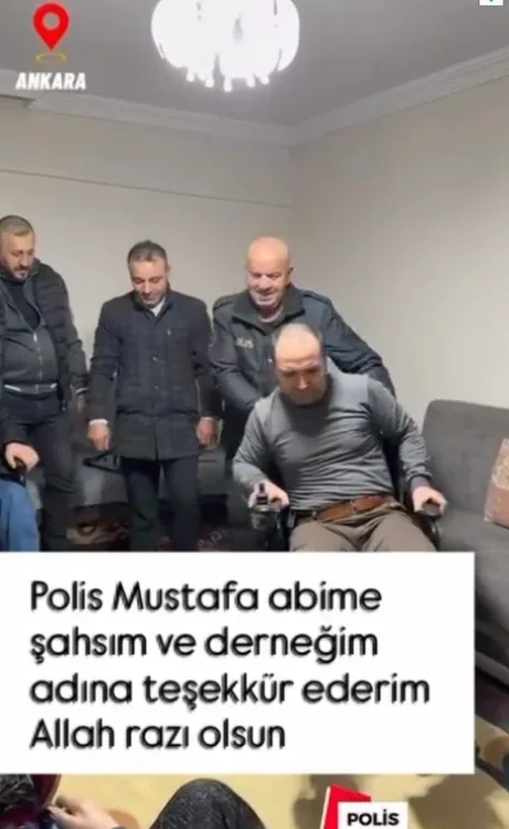 İhtiyaç sahibi vatandaşımıza yönelik çalışmamıza destek veren Polis Memuru Mustafa Bey ile gerçekleştirdiğimiz ziyaretten bir kare.