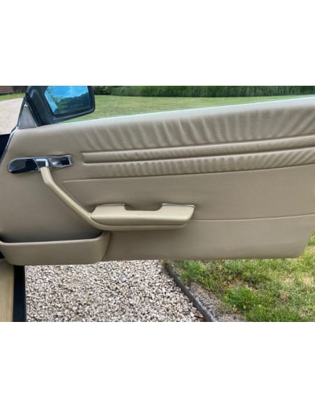 1986 MERCEDES-BENZ W107 560 SL European version