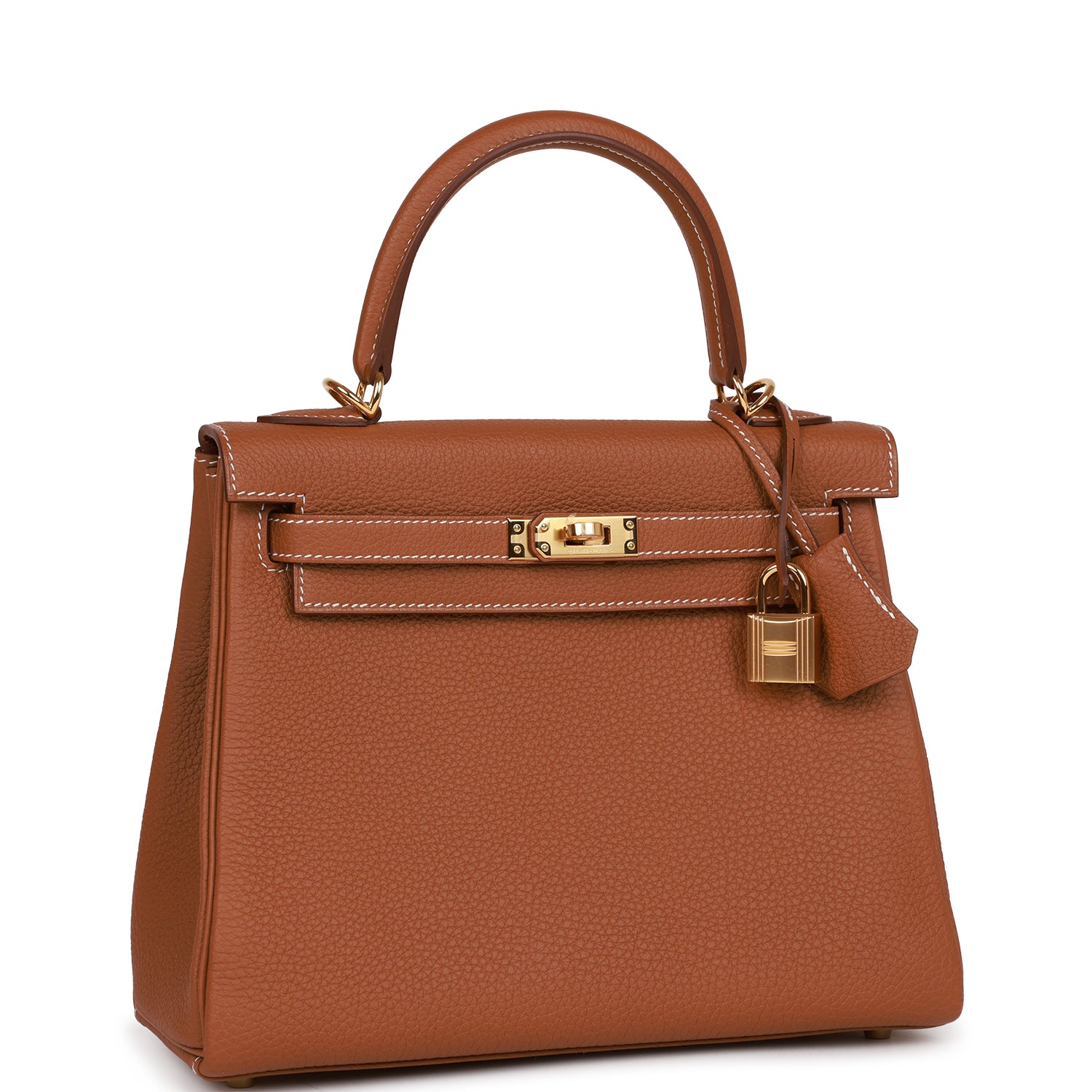 Gold hardware on a Kelly Retourne in Gold Togo: warm, regal, and gracefully lived-in.