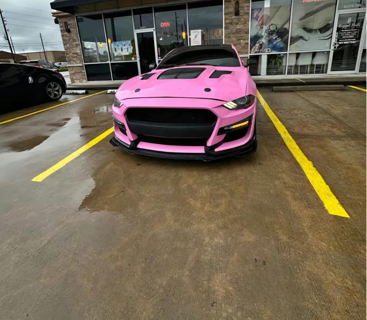 Ford Mustang GT coupe view 3