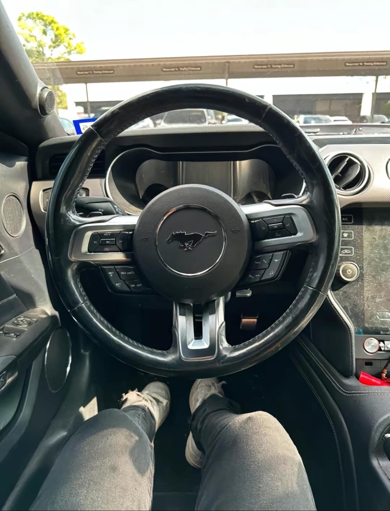 Ford Mustang GT coupe view 6