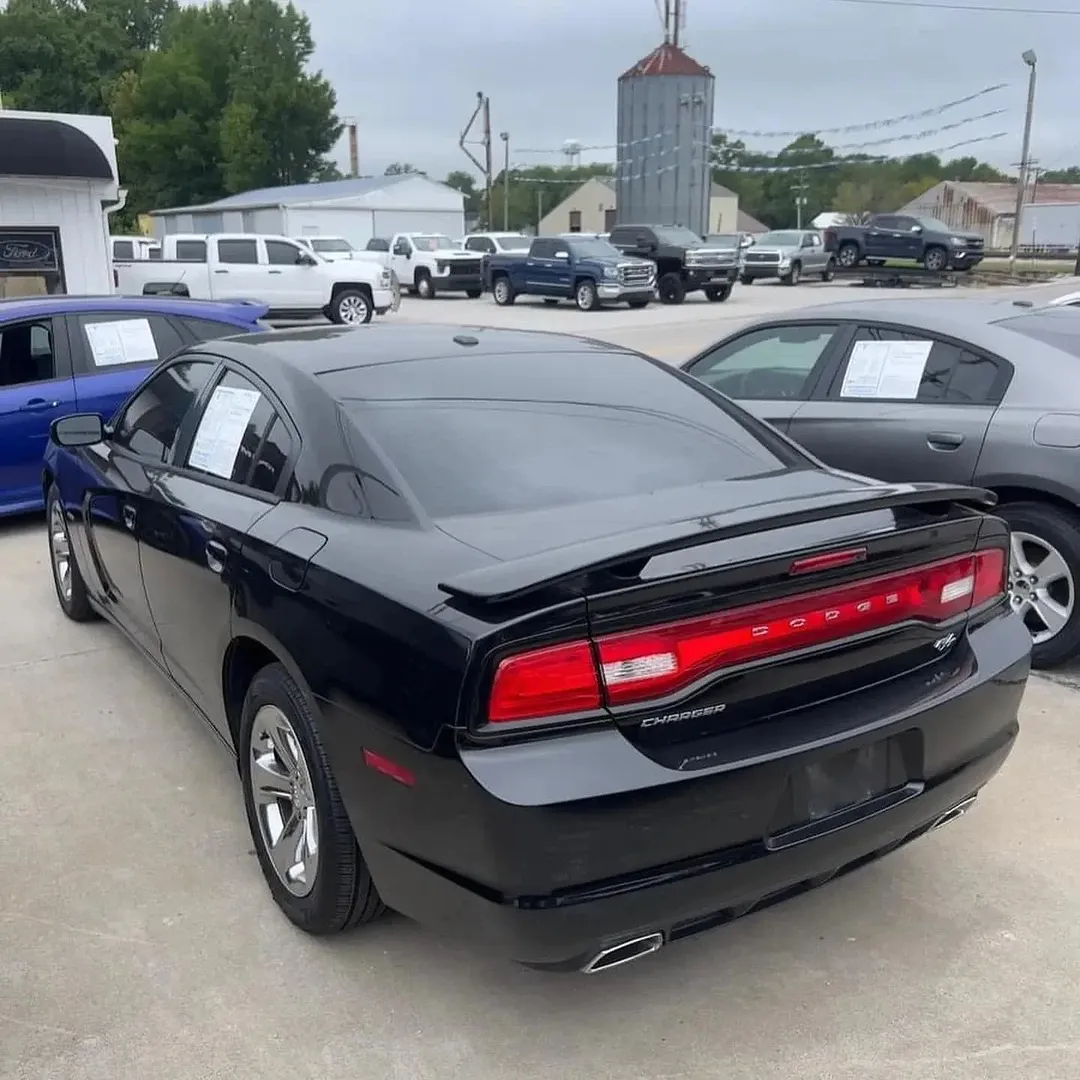 dodge charger RT view 4