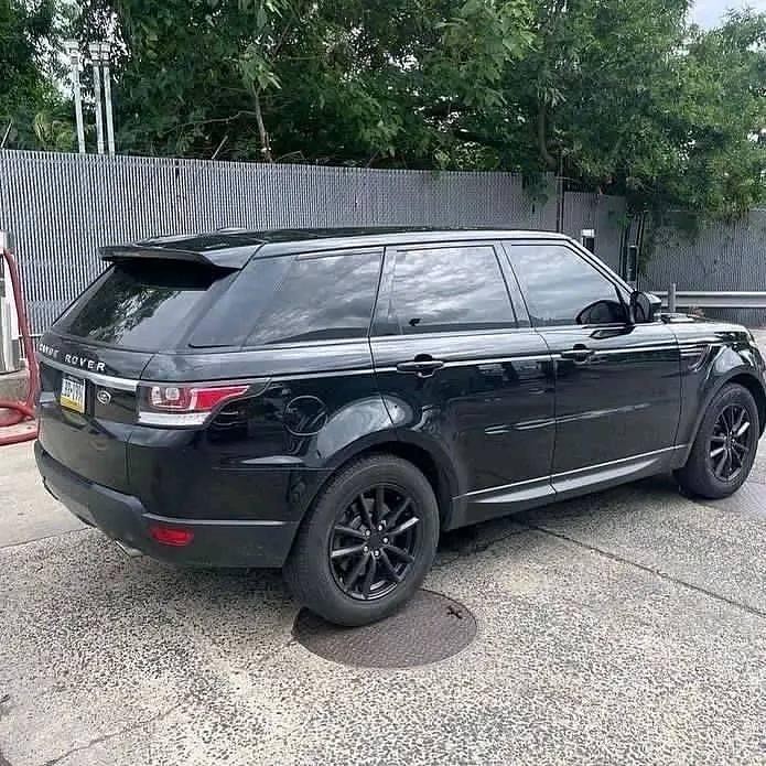 Range Rover sport view 5