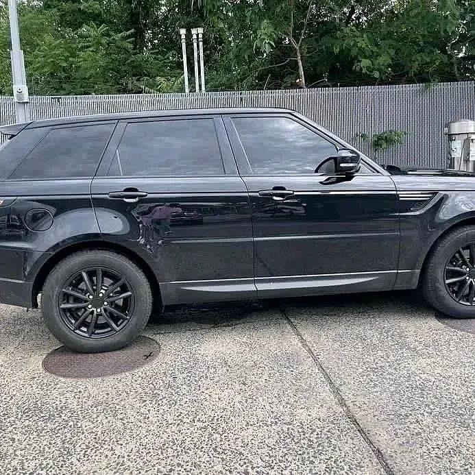 Range Rover sport view 7