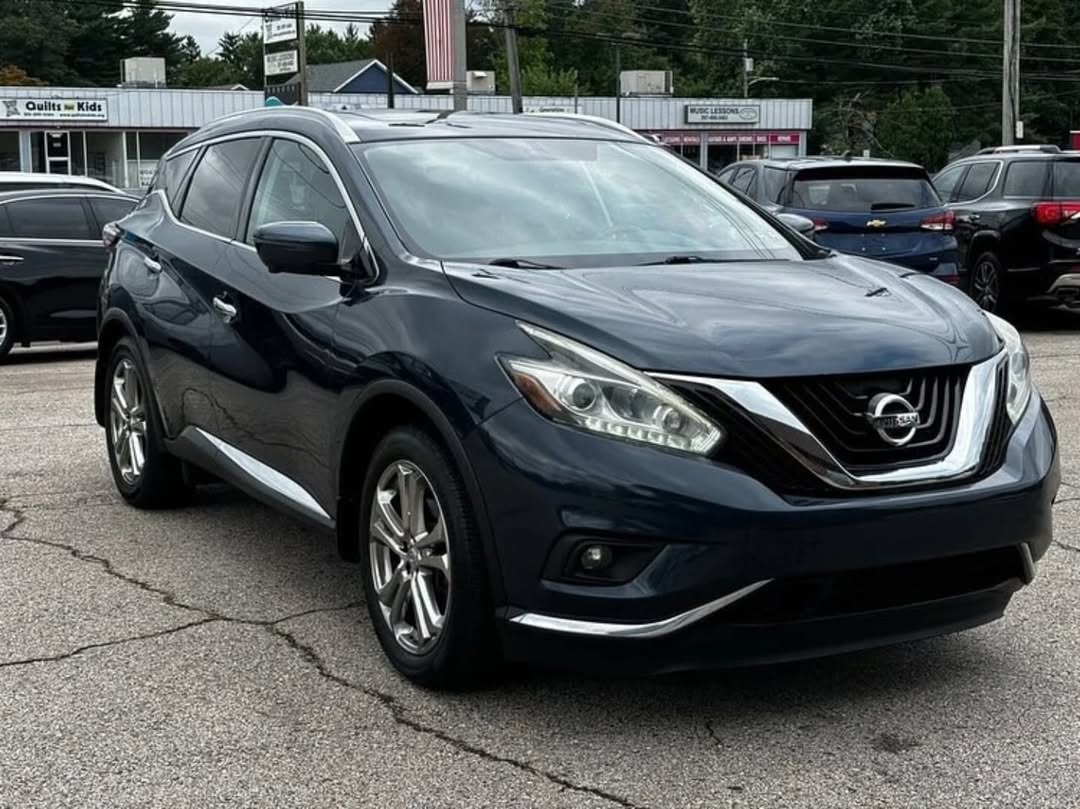 Nissan Murano Platinum view 2