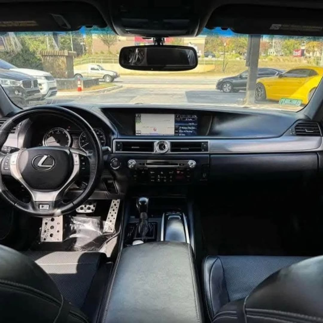 Lexus GS 350 view 4
