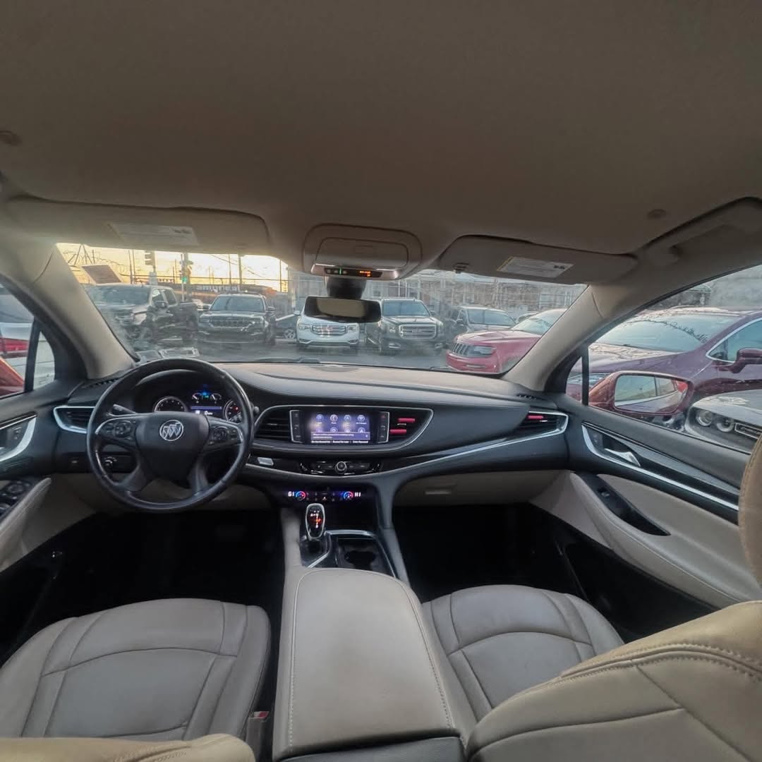 Buick Enclave view 4