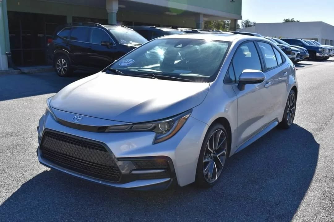 Toyota Corolla view 2