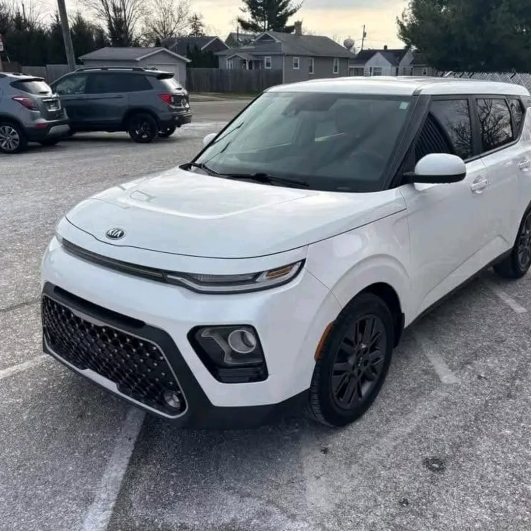 Kia Soul Wagon view 2