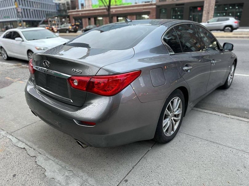Infiniti Q50 Premium view 5