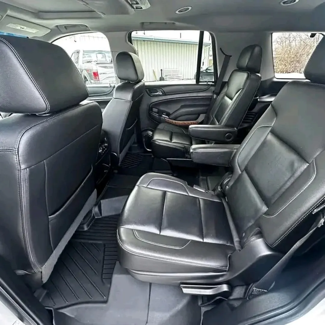 Chevrolet Tahoe Premier view 4