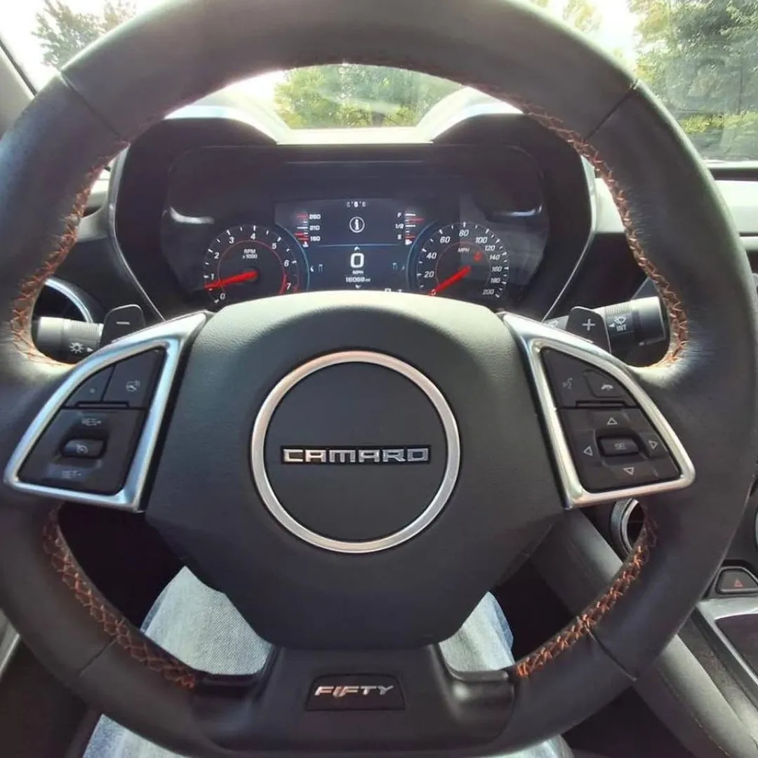 Chevrolet Camaro view 8