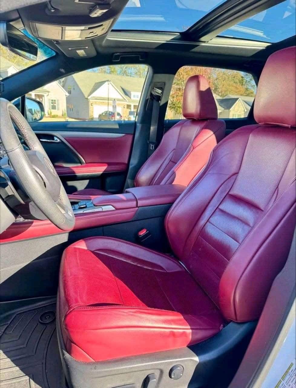 Lexus RX 350 view 3