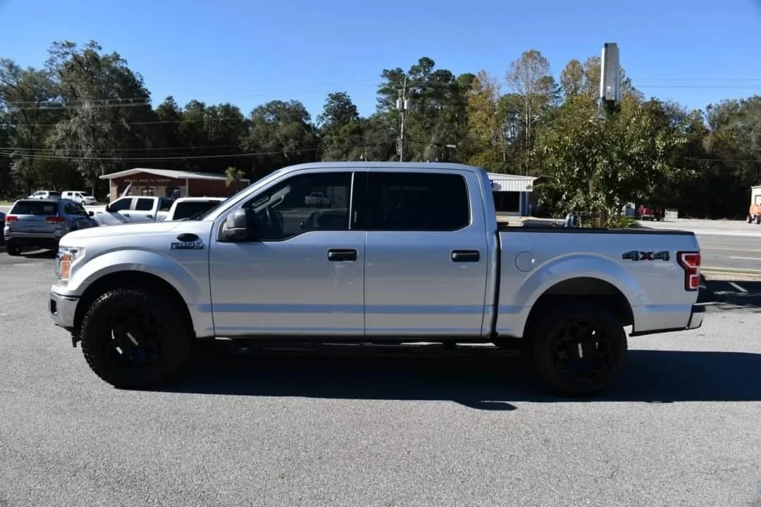 Ford F-150, XLT view 2