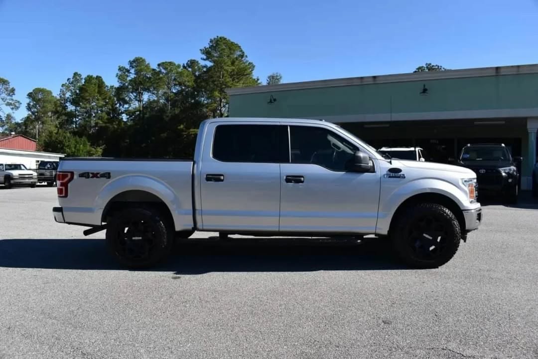 Ford F-150, XLT view 3