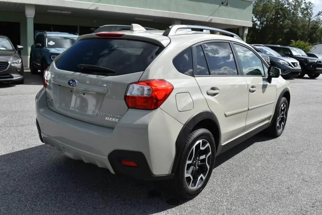 Subaru Crosstrek view 3