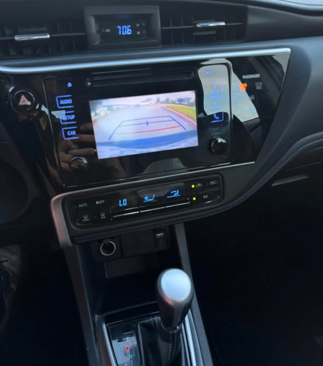 Toyota COROLLA L view 7