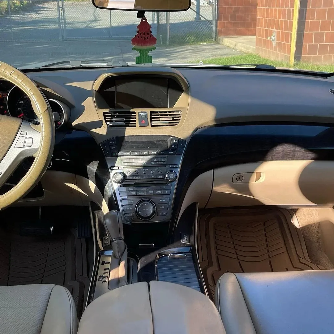 Acura MDX AWD view 5