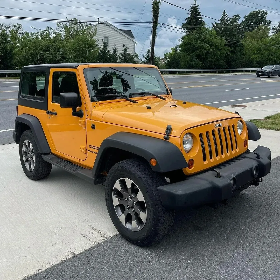 Jeep Wrangler view 2