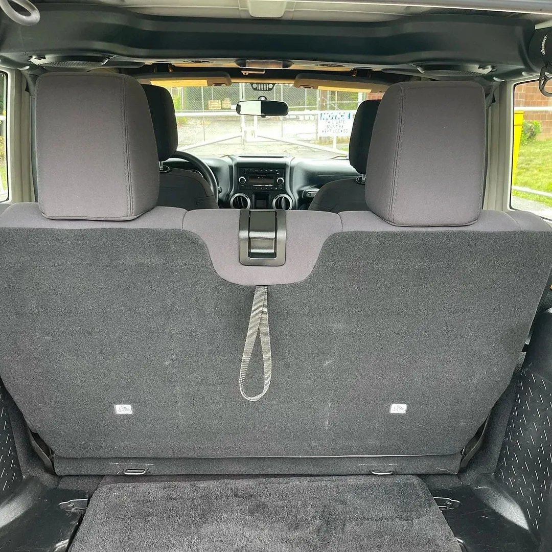 Jeep Wrangler view 7