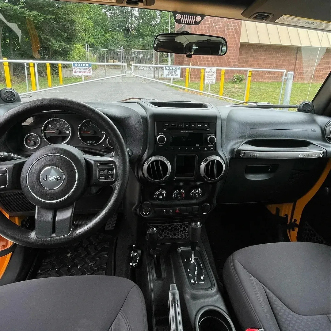 Jeep Wrangler view 5