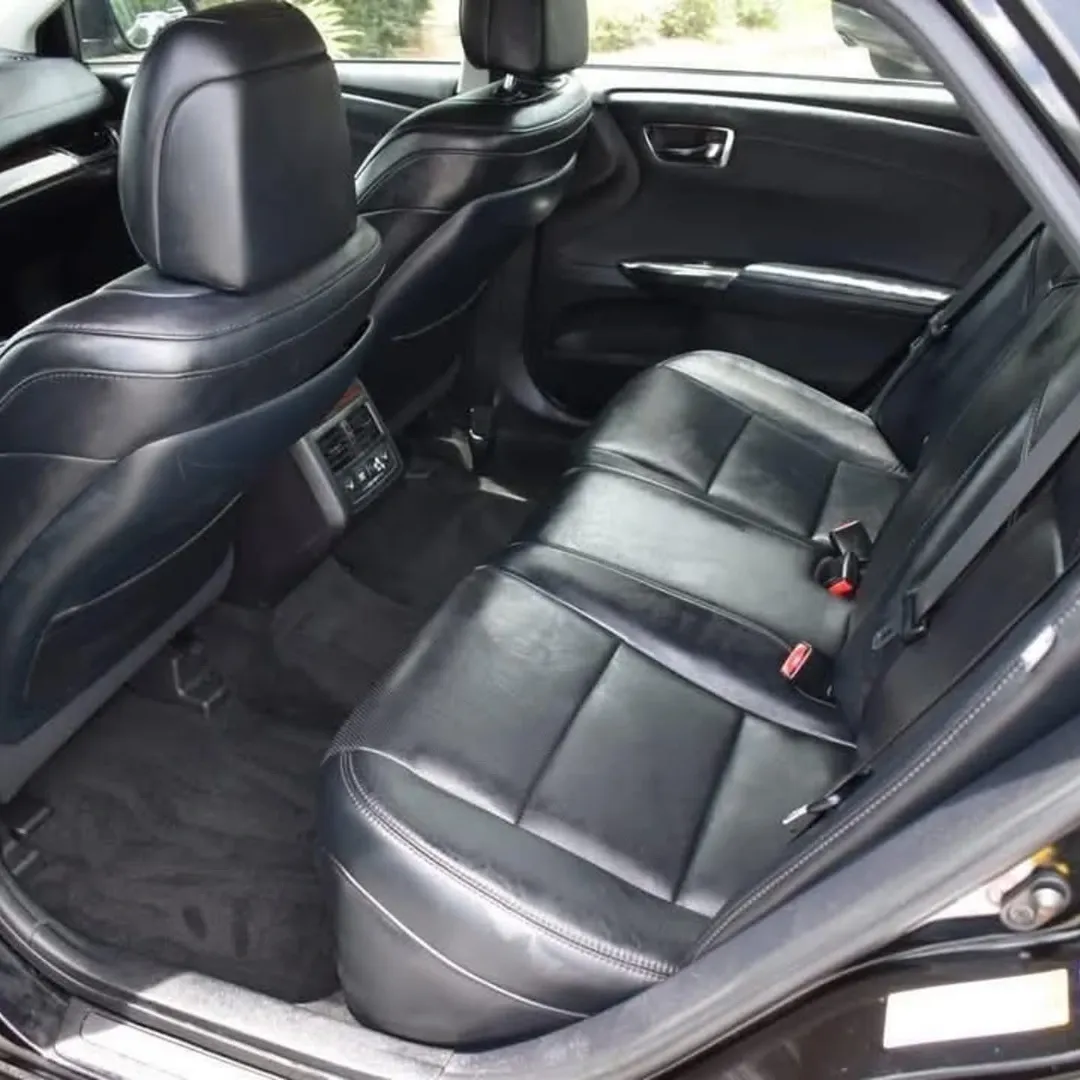 Toyota Avalon view 6