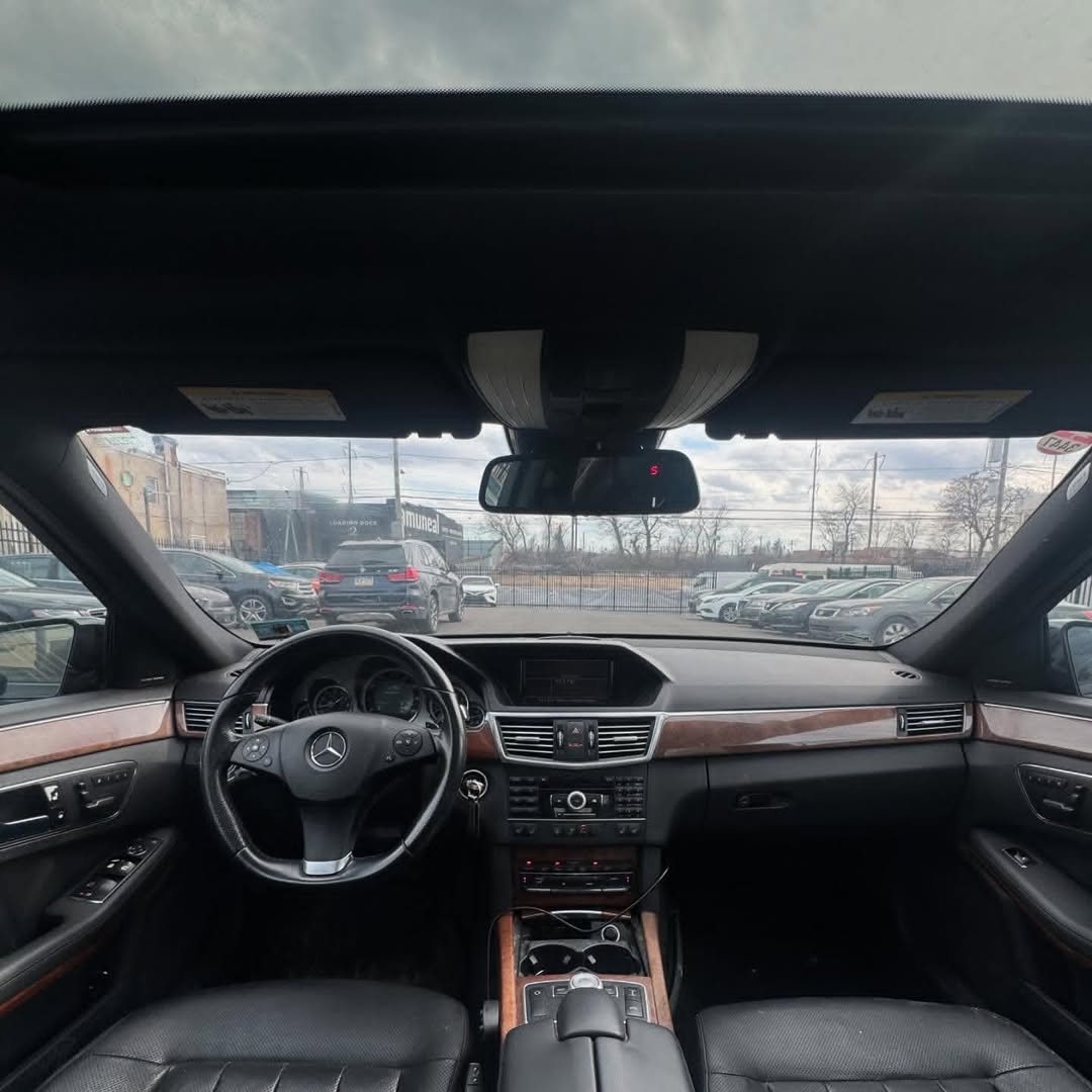 Mercedes Benz view 5