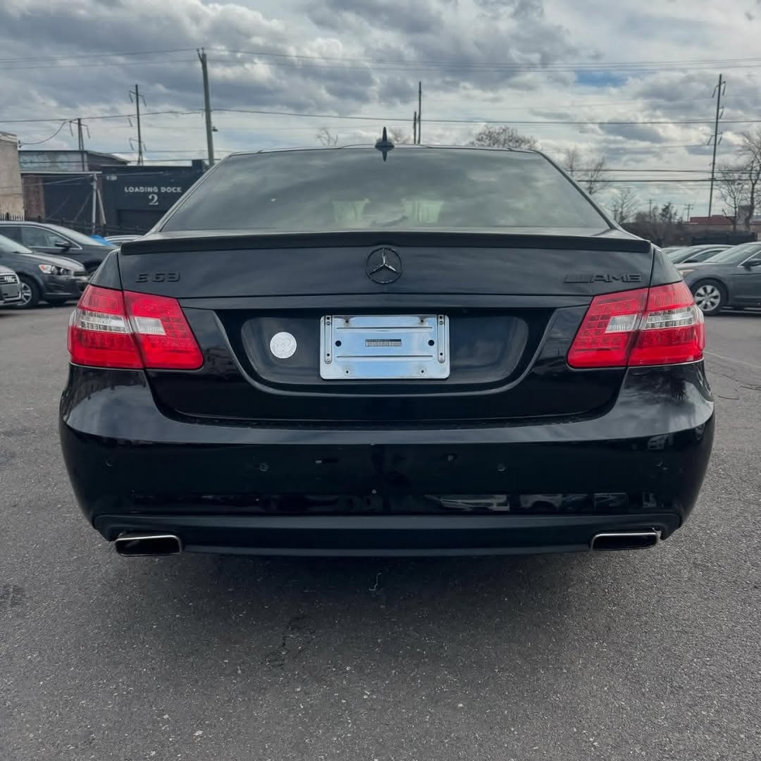 Mercedes Benz view 8