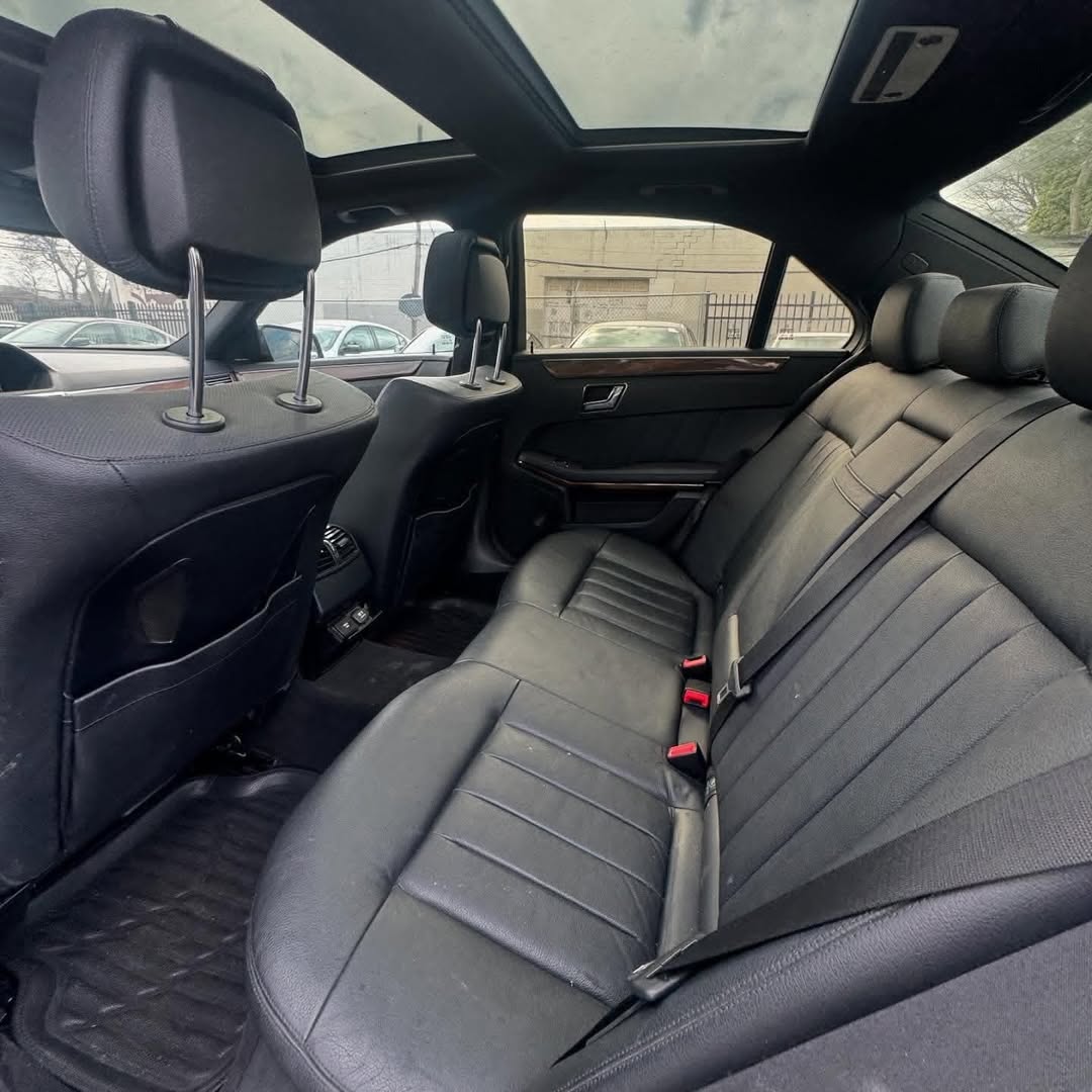 Mercedes Benz view 6