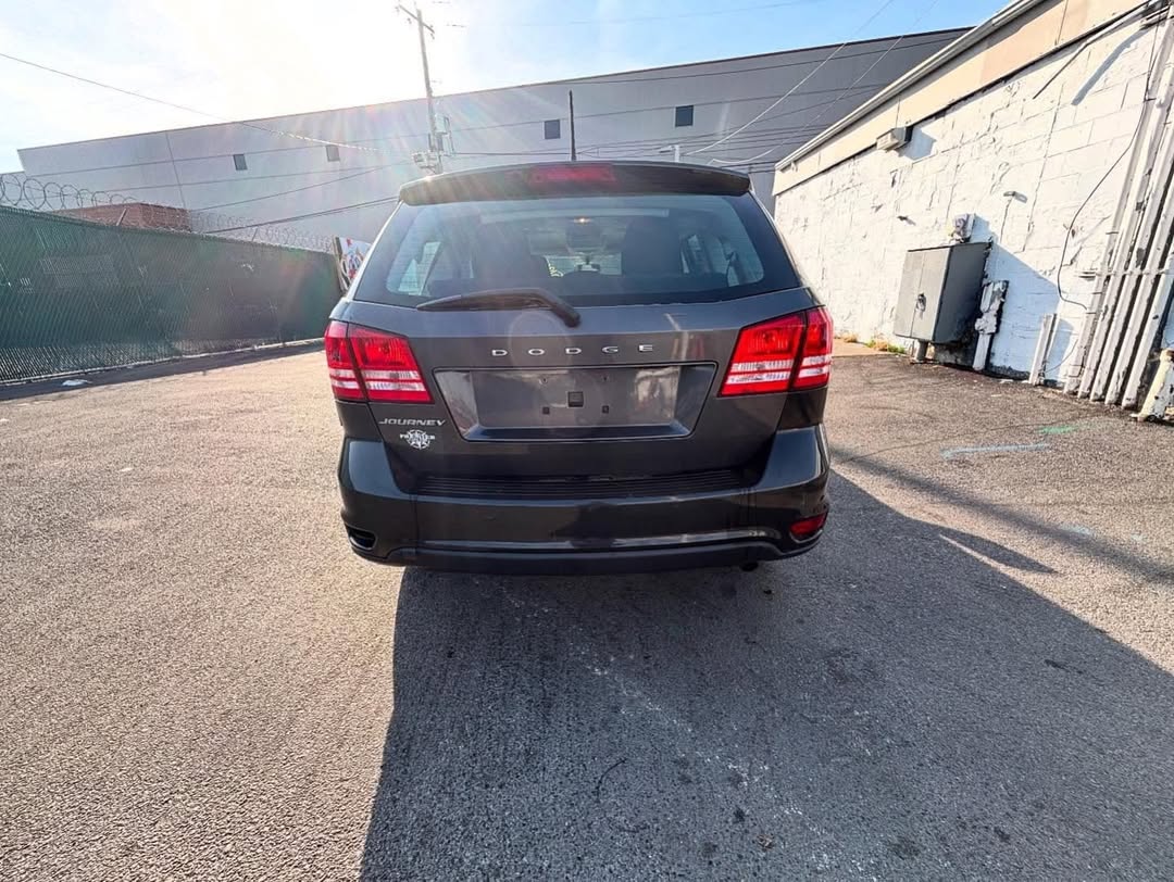 Dodge Journey SXT view 8