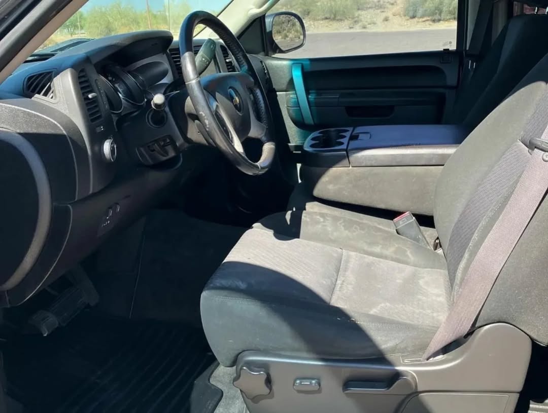 Chevrolet Silverado 1500 view 4