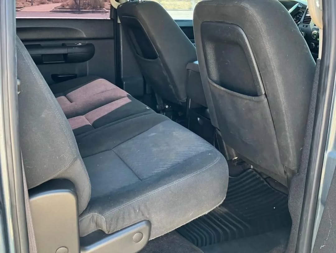 Chevrolet Silverado 1500 view 7