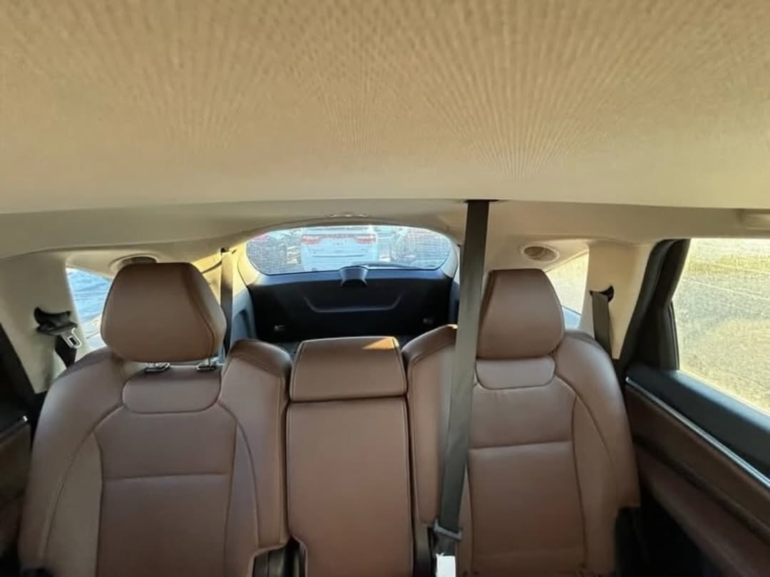 Acura MDX SH AWD w/Tech view 6