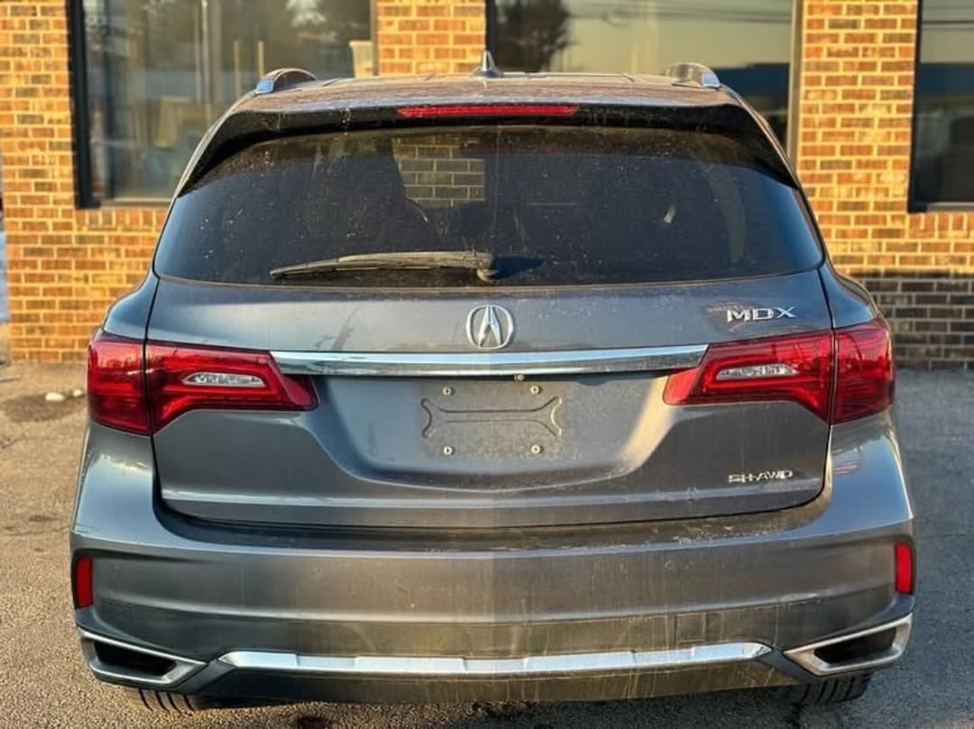 Acura MDX SH AWD w/Tech view 8