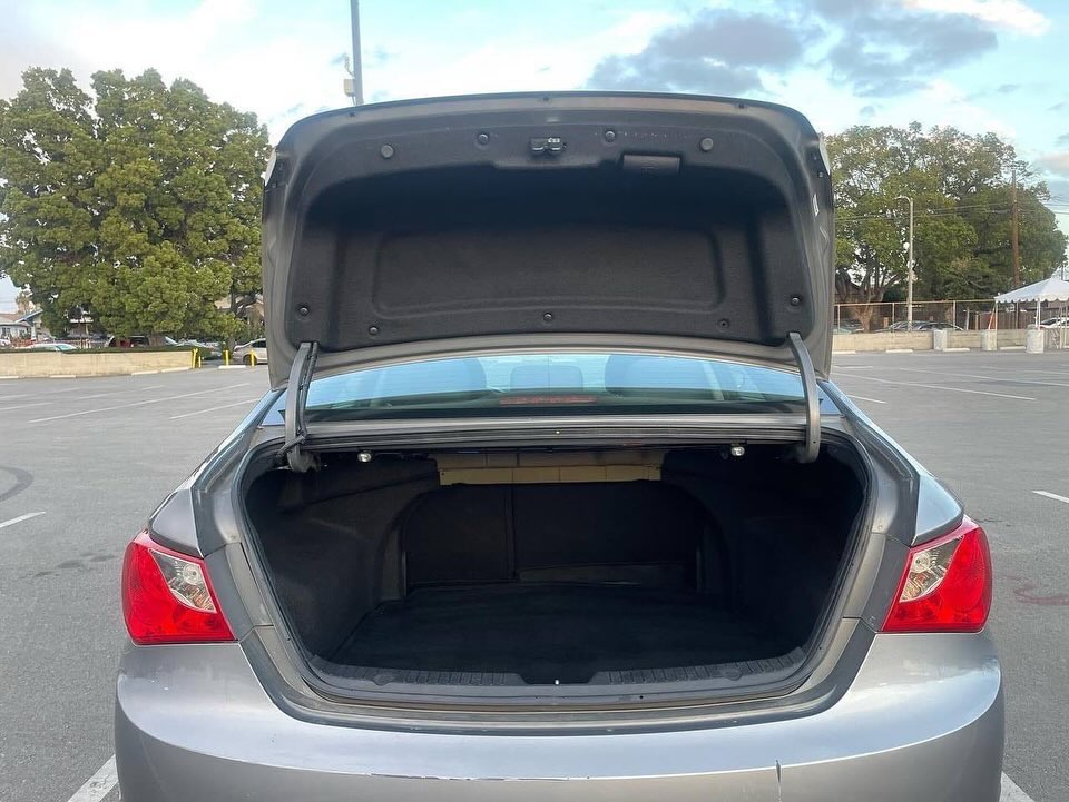 Hyundai Sonata GLS view 6