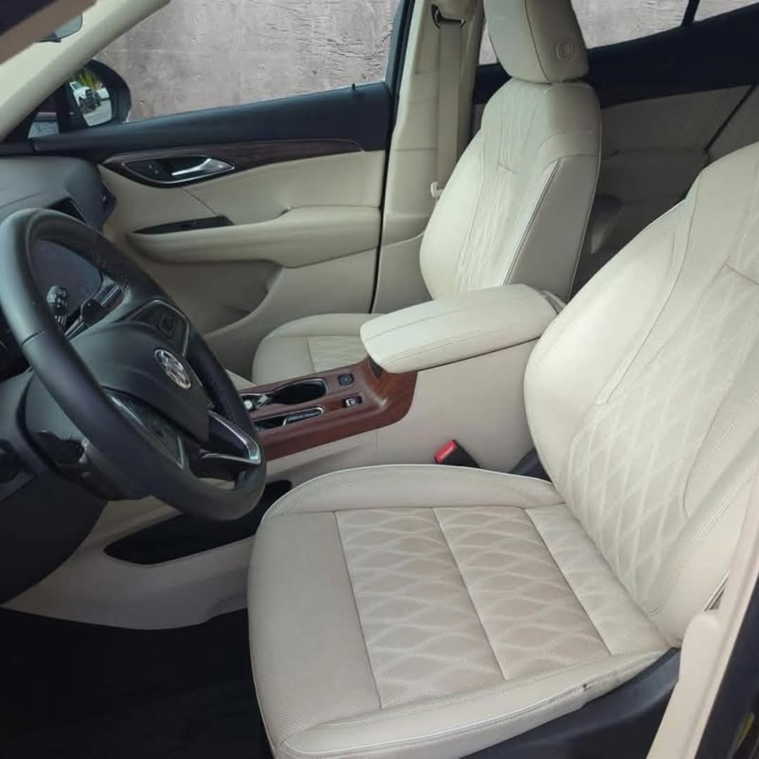 Buick Envision FWD 4dr Avenir view 4