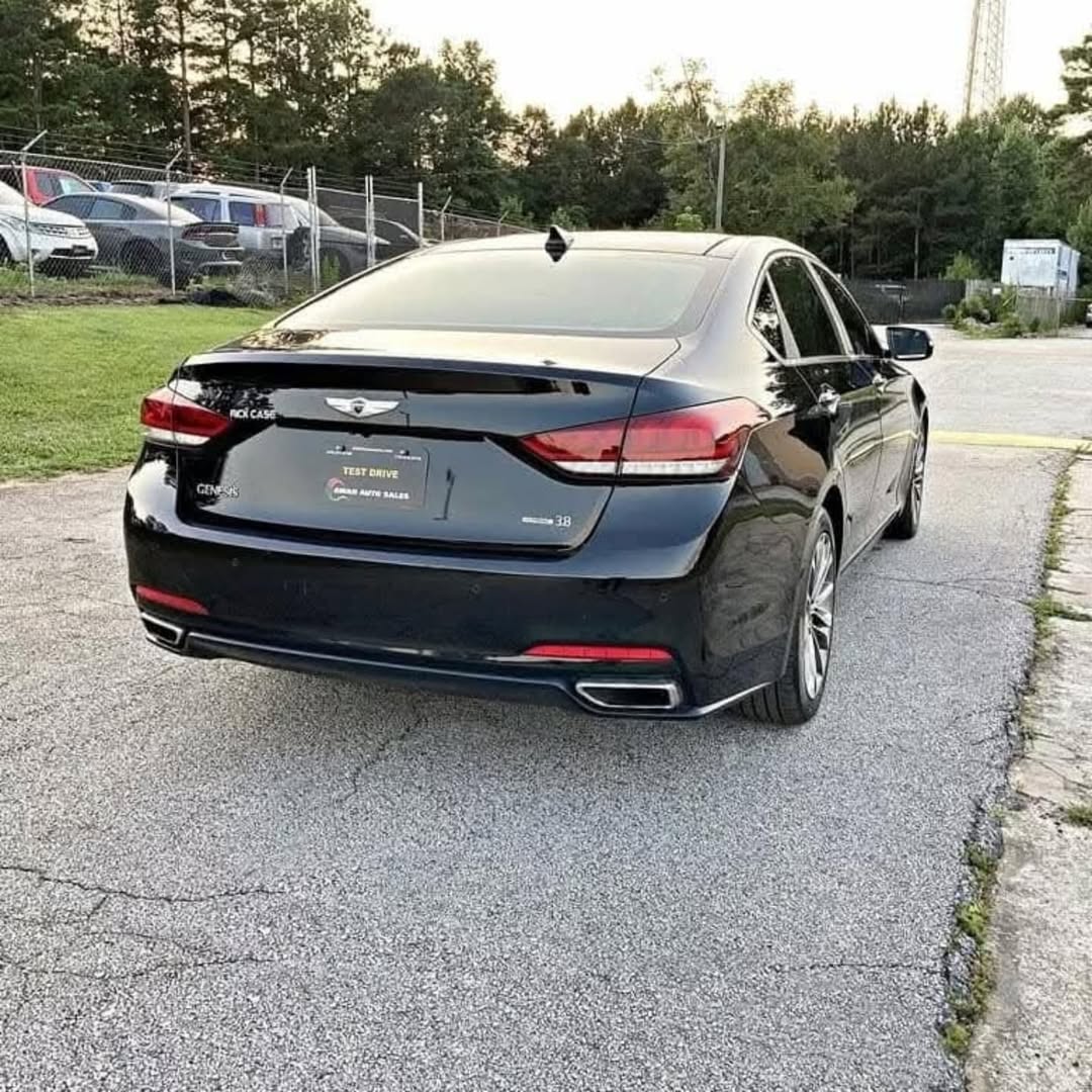 Hyundai Genesis view 2