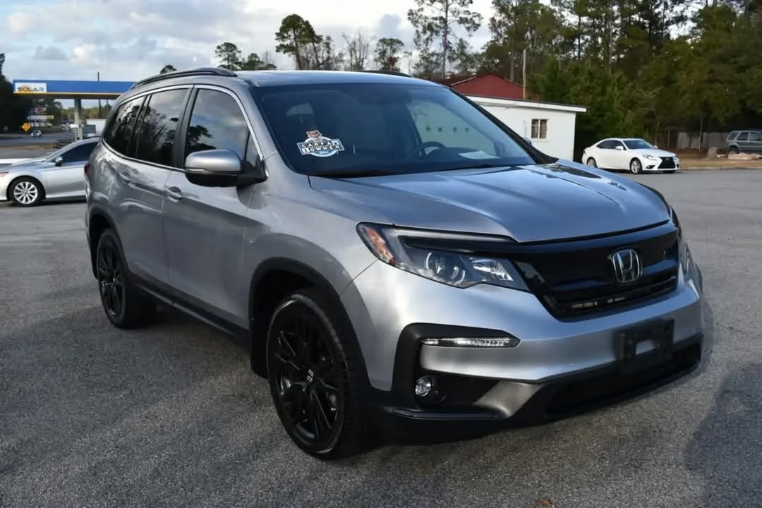 Honda Pilot view 3