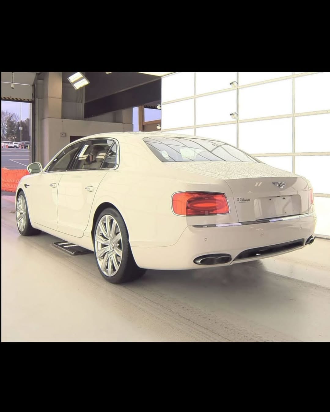 Bentley Flying Spur view 2
